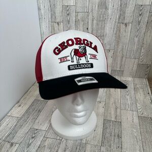NWT Georgia Bulldogs Trucker hat